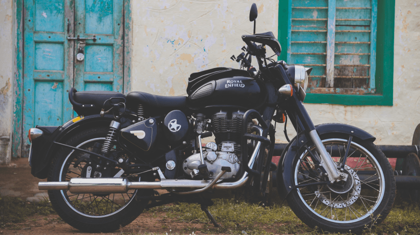 Royal enfield black outlet colour classic 350
