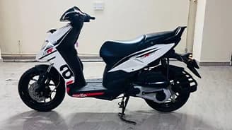 Aprilia SR 125 Price, Mileage, Loan Offers In 2024 - OTO